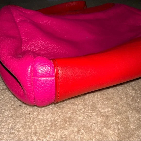 Marc Jacobs Vibrant Red and Pink Shoulder Bag - Picture 8 of 15
